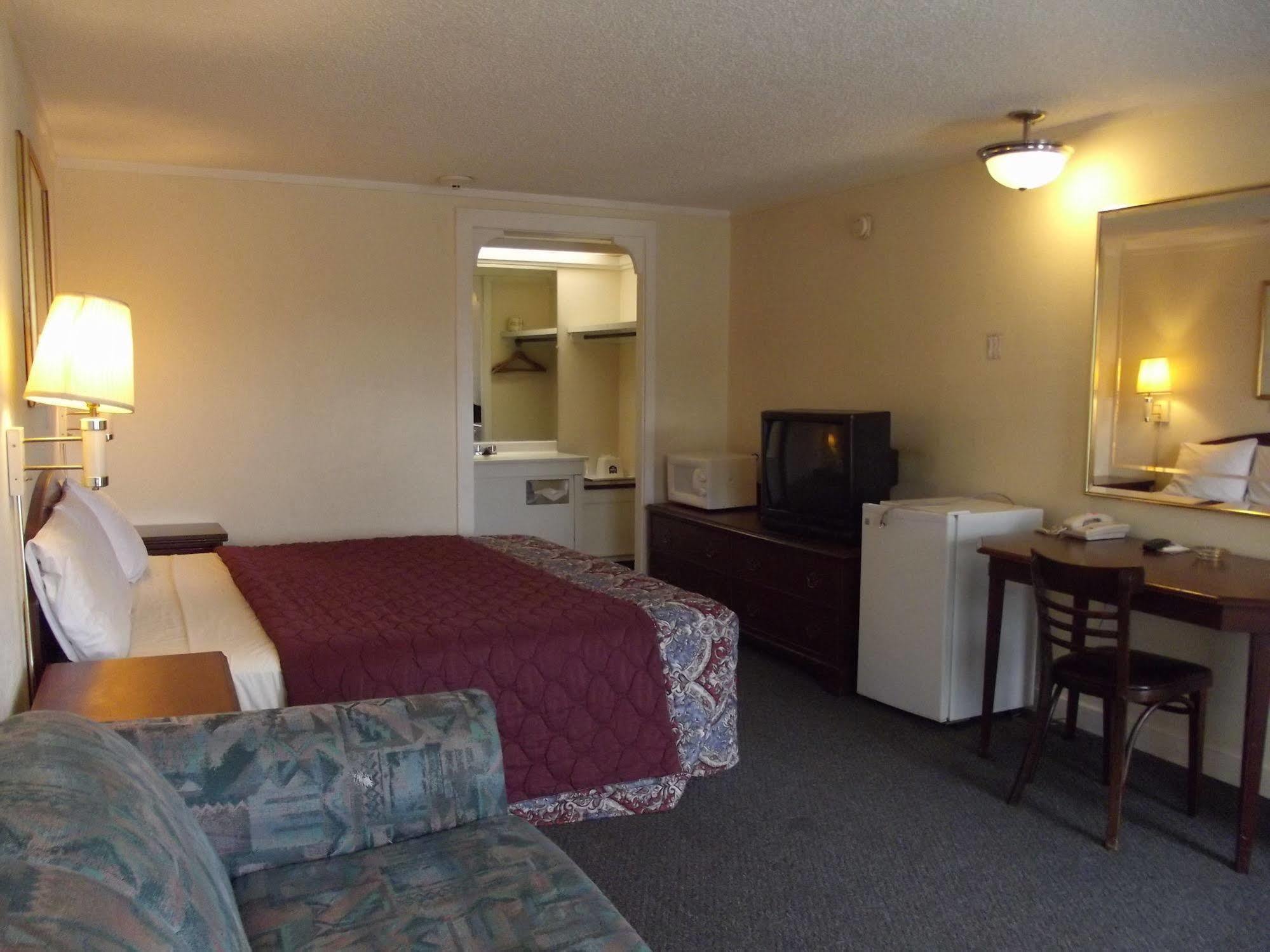 Knights Inn Cleveland/Macedonia Buitenkant foto