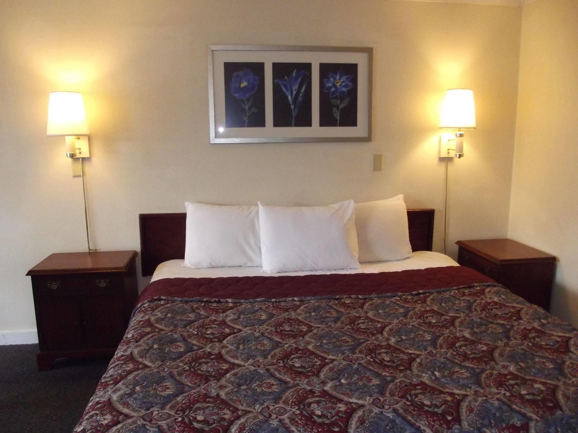 Knights Inn Cleveland/Macedonia Buitenkant foto